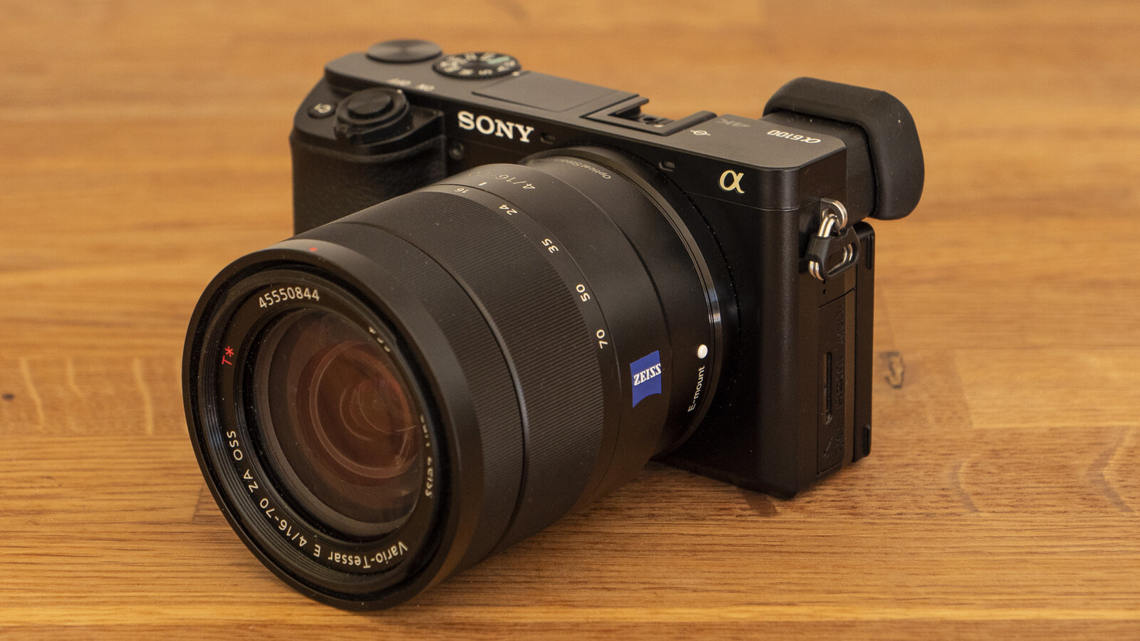 Sony A6100
