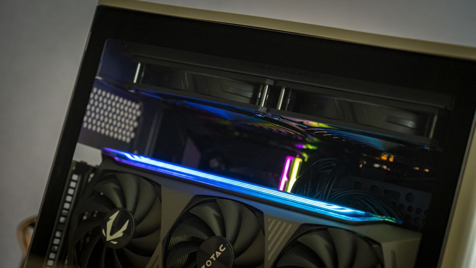 Cooler Master NR200P Max-28