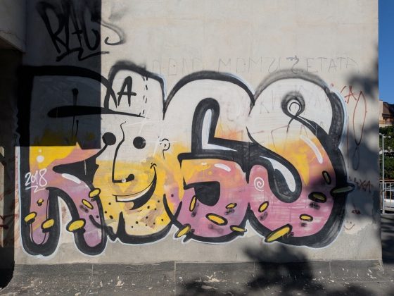 Pixel 10 против iPhone 16