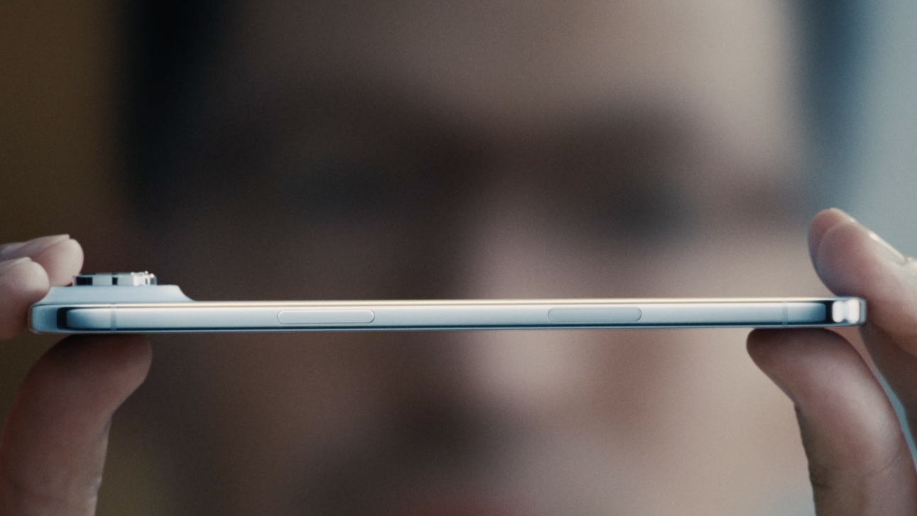 Недоработанная инновация: iPhone Air как половинка телефона