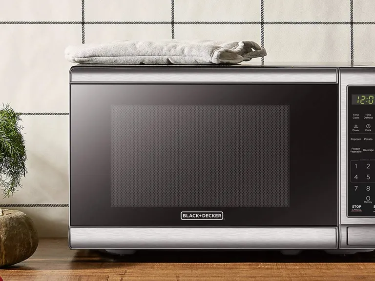 Black & Decker EM720CB7