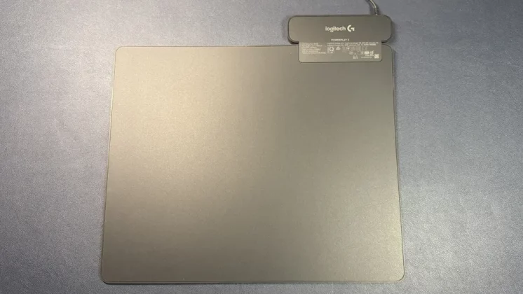 Logitech PowerPlay 2-3