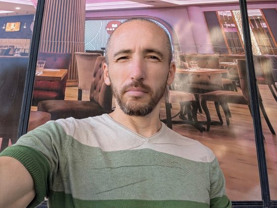 Google Pixel 10 против Google Pixel 8