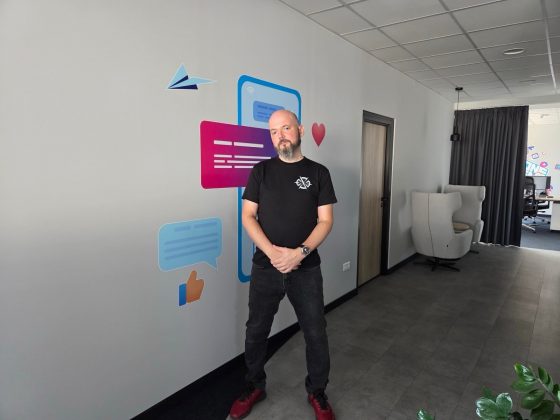 Pixel 10 и Galaxy S25