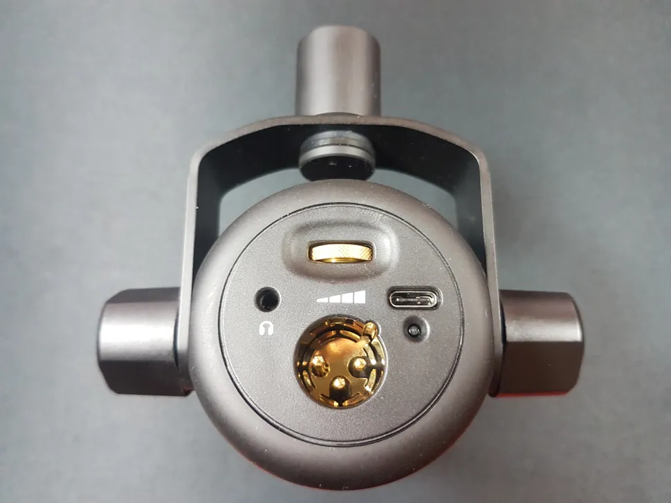 Плюсы и минусы PodMic для подкастов картинка Rode PodMic-4