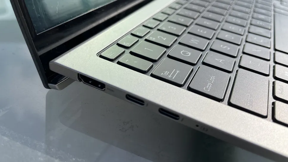 Asus Zenbook S 13 OLED-4