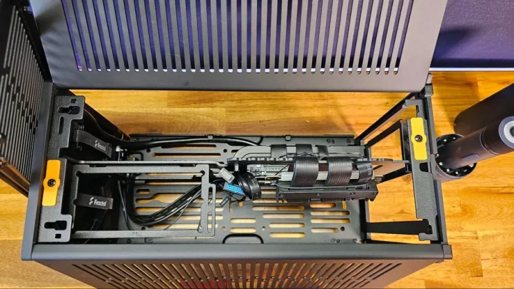 Fractal Tiny Terra-4