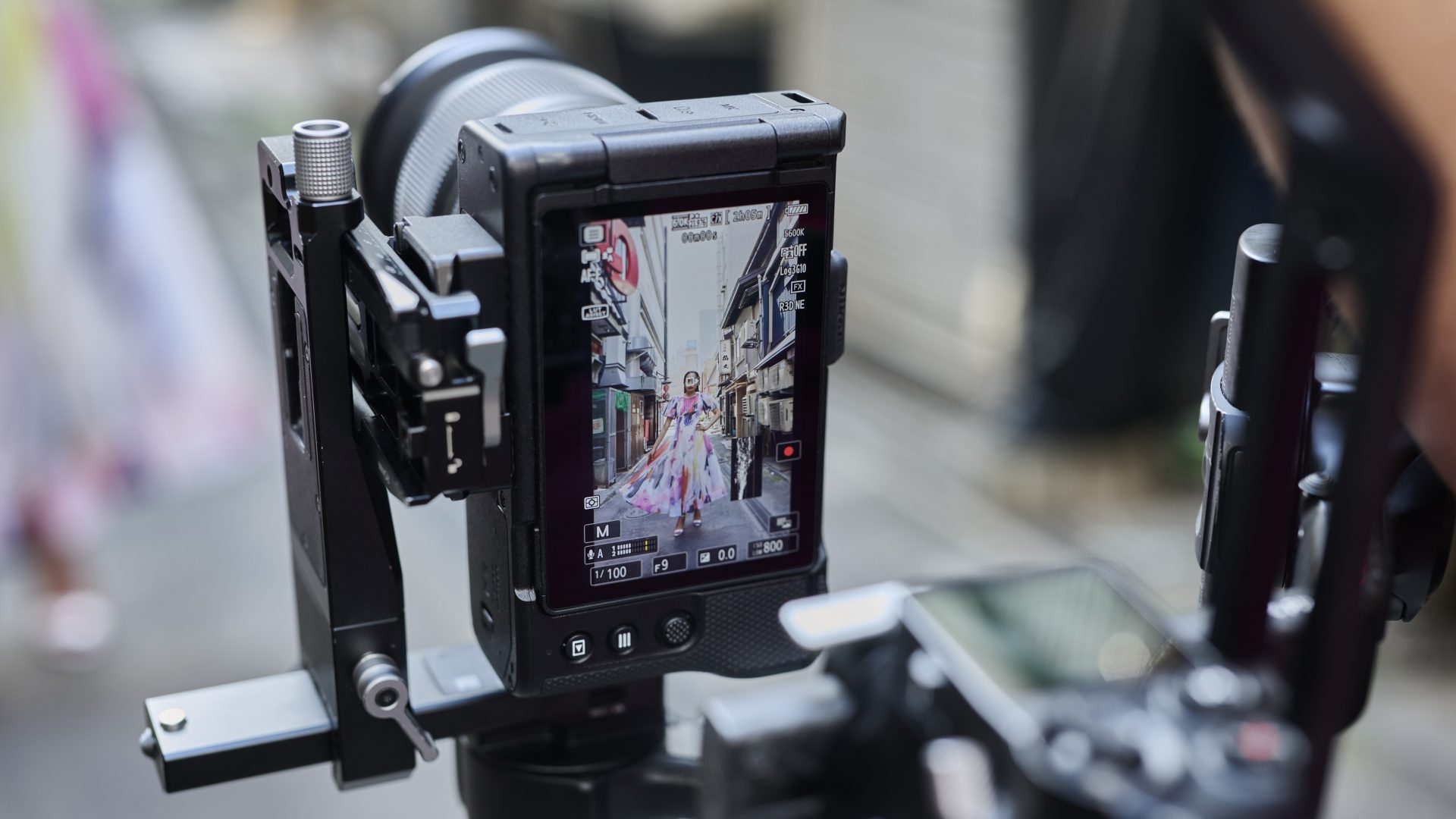 Мечта кинематографиста: представлена камера Nikon ZR от Nikon и RED