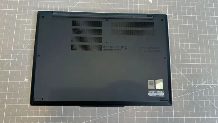 Lenovo ThinkPad T14s Gen 6-5