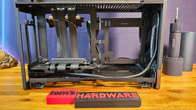 Fractal Tiny Terra-5