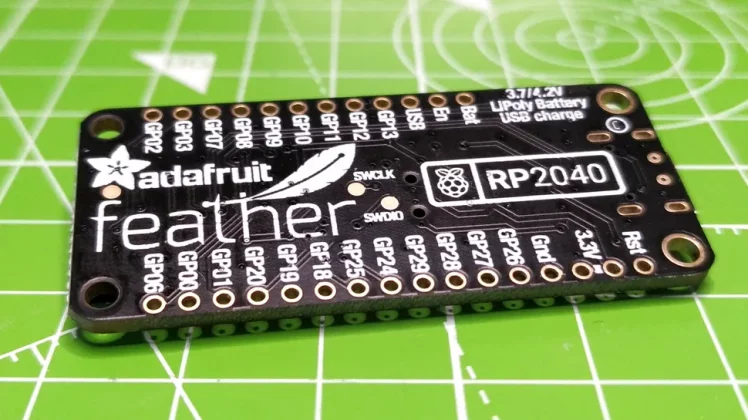 Adafruit Feather RP2040-5