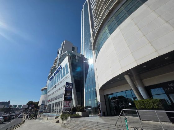 Pixel 10 и Galaxy S25