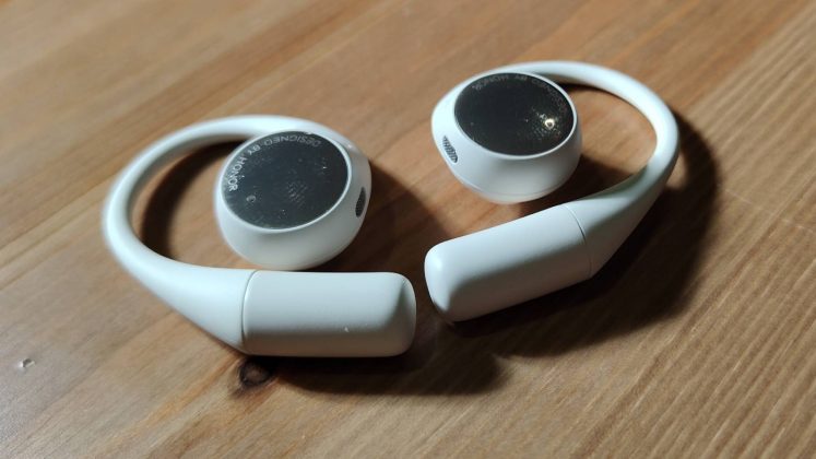 Honor Earbuds Open