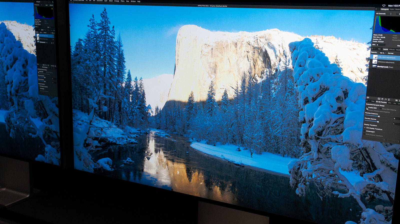 Apple Pro Display XDR-6