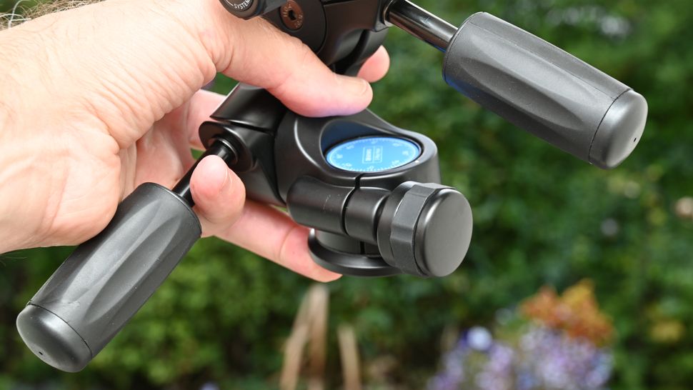 Тесты Benro HD2A: плавность хода и балансировка картинка Benro HD2A-6