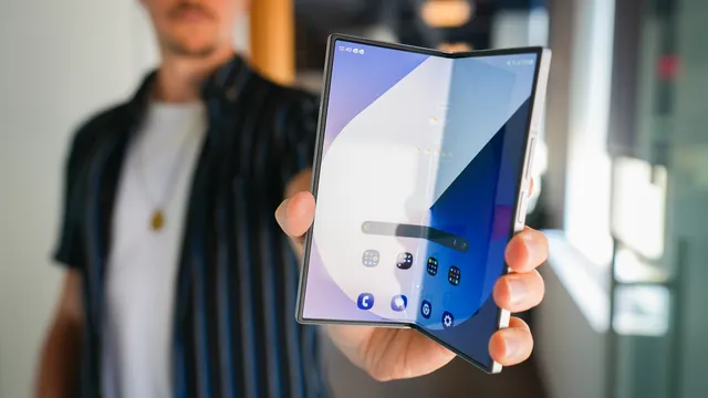 Samsung Galaxy Z Fold 6