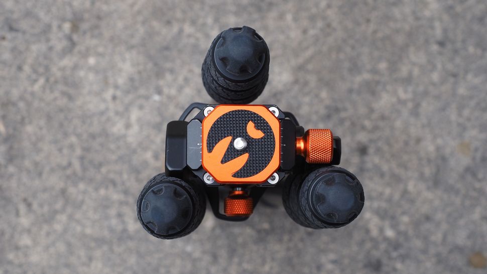 3 Legged Thing AirHed Trinity-8