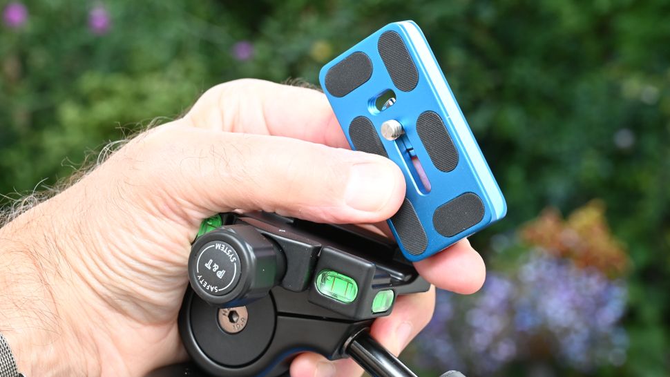 Тесты Benro HD2A: плавность хода и балансировка картинка Benro HD2A-8