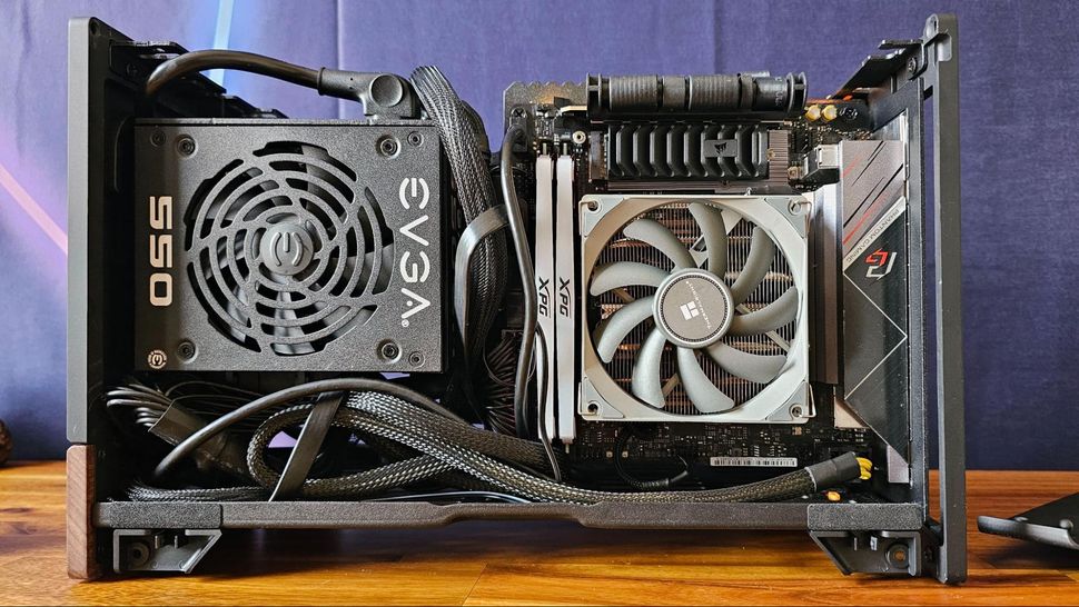 Fractal Tiny Terra-8