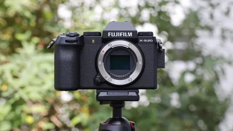 Fujifilm X-S20-8