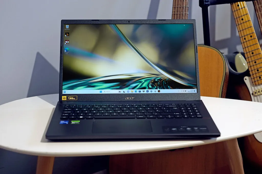 Обзор Acer Aspire 7: хорош для работы, неплох для периодических игр картинка Acer Aspire 7