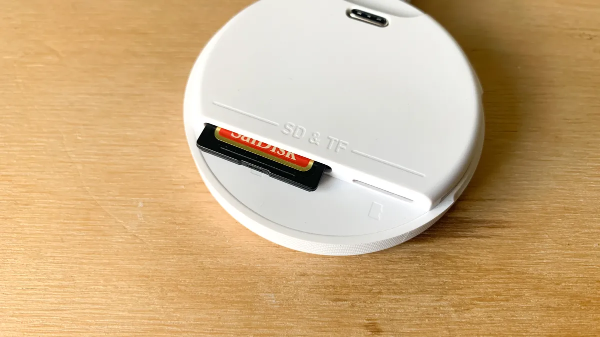 Anker MagGo SD Card Reader