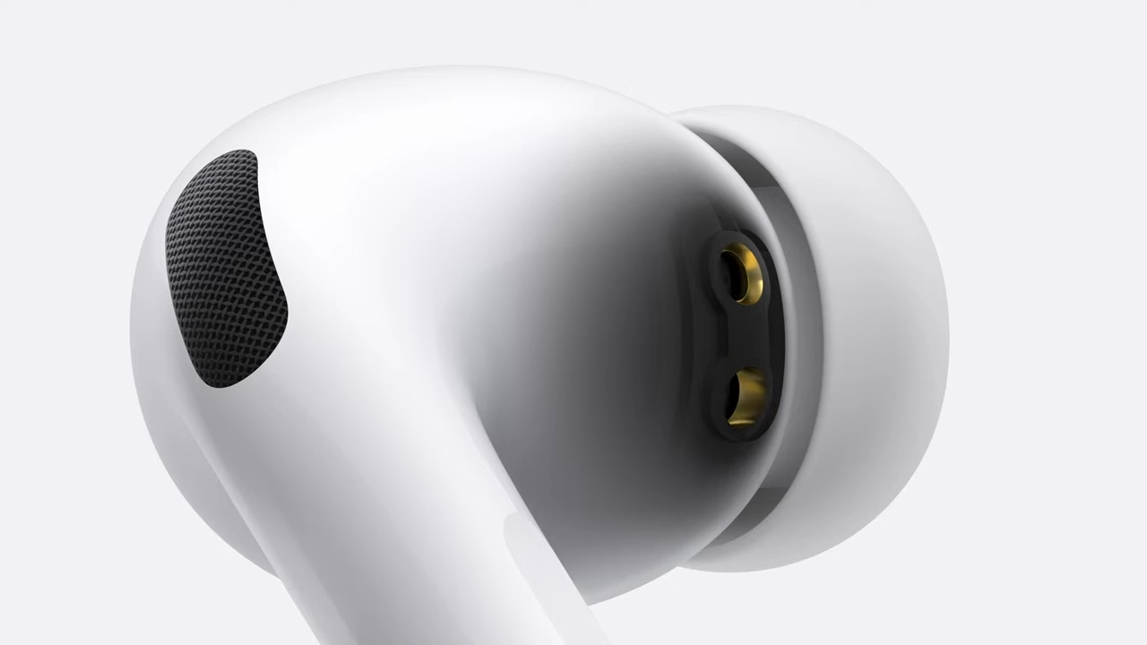 Apple представила AirPods Pro 3: с датчиком пульса, лучшим в мире «шумодавом» и одной «сырой» функцией