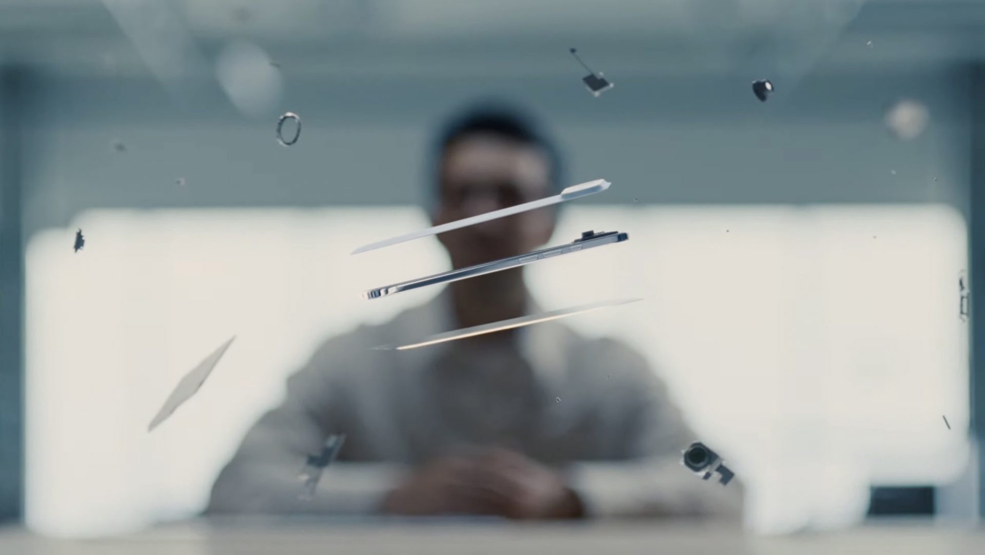 Apple представила самый тонкий iPhone в истории. Но готовы ли вы к компромиссам?