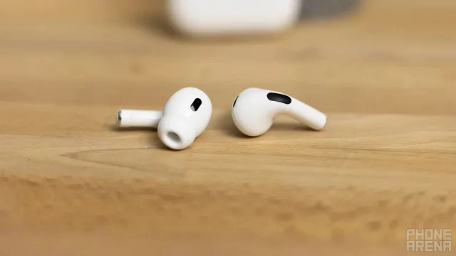 Купите сейчас, получите потом: Apple выпустит «сырые» AirPods Pro 3?