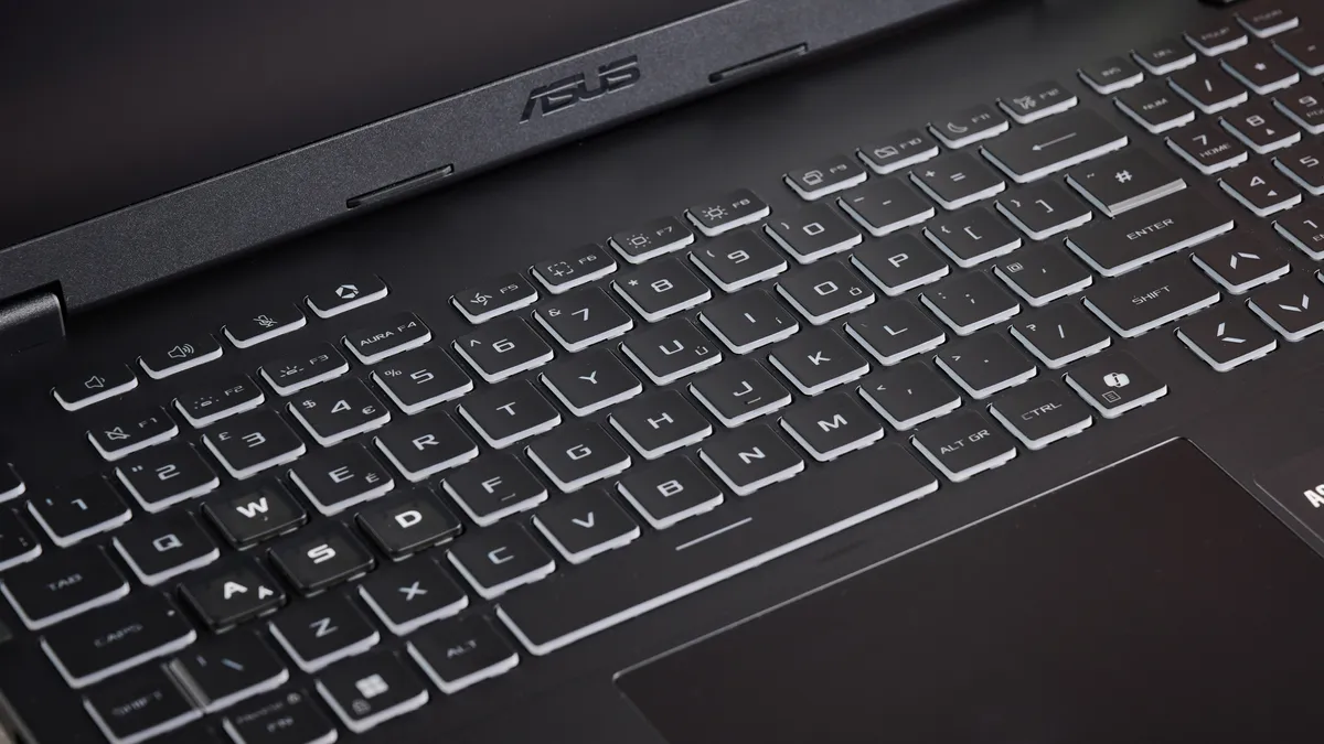 ASUS TUF Gaming A16: Разрушая мифы о недорогих игровых ноутбуках картинка ASUS TUF Gaming A16