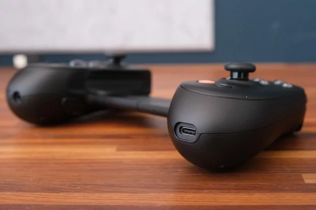 Обзор Backbone Pro: еще больше гаджетов для игры фото