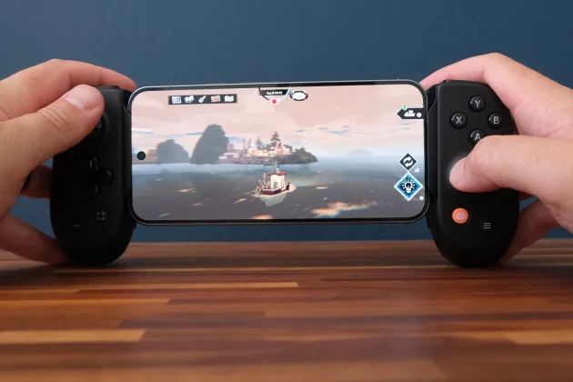 Обзор Backbone Pro: еще больше гаджетов для игры фото