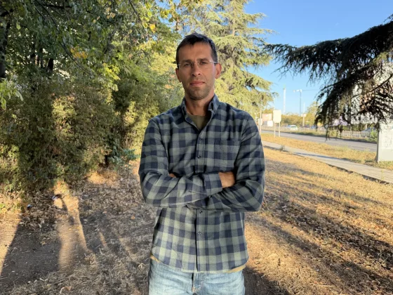 Битва камер 2025: новое железо Apple против магии ИИ от Google