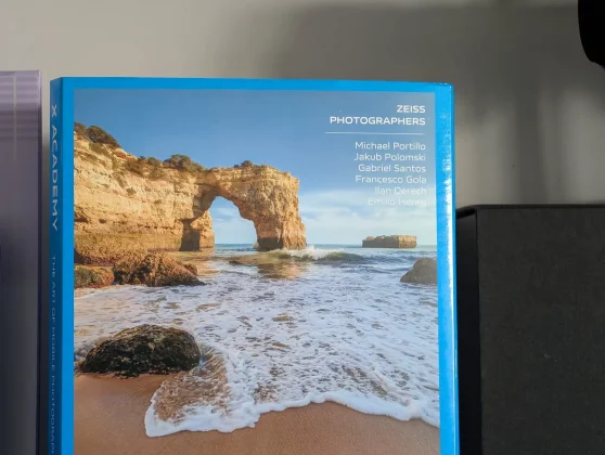 Битва камер 2025: новое железо Apple против магии ИИ от Google