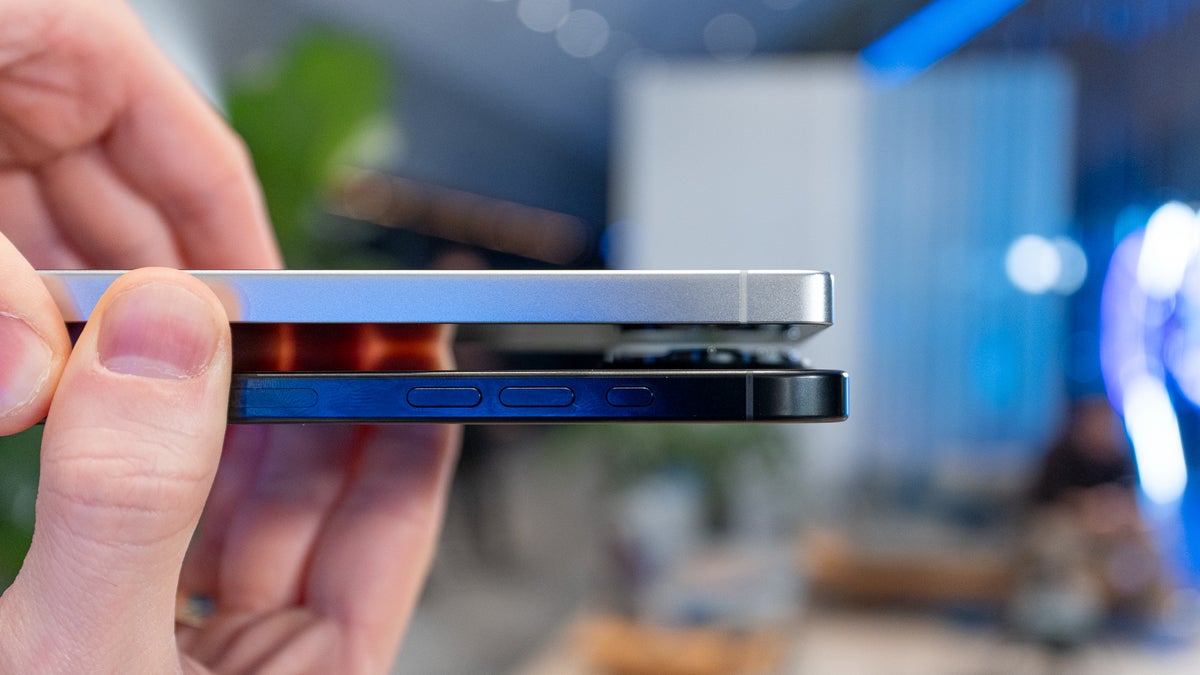 462504Битва титанов: аккумулятор iPhone 17 Pro Max против Galaxy S26 Ultra