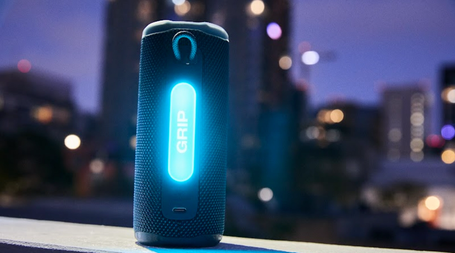 JBL представляет нового неубиваемого бойца