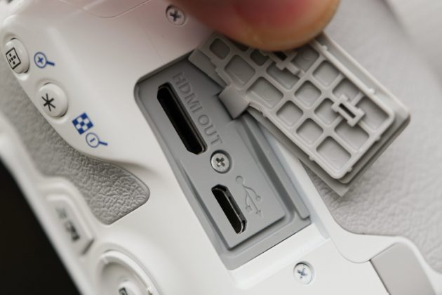 Canon EOS Rebel SL3 / EOS 250D