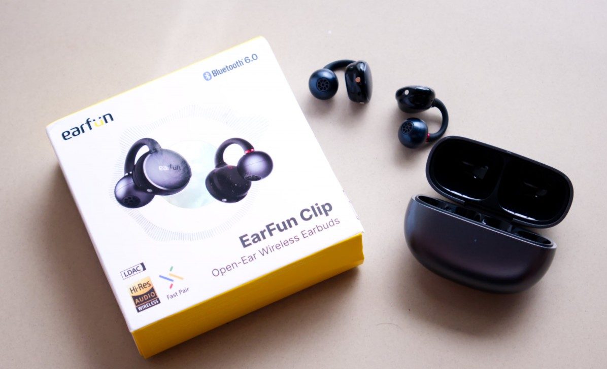 Обзор EarFun Clip: приятный дизайн, сложный звук картинка EarFun Clip