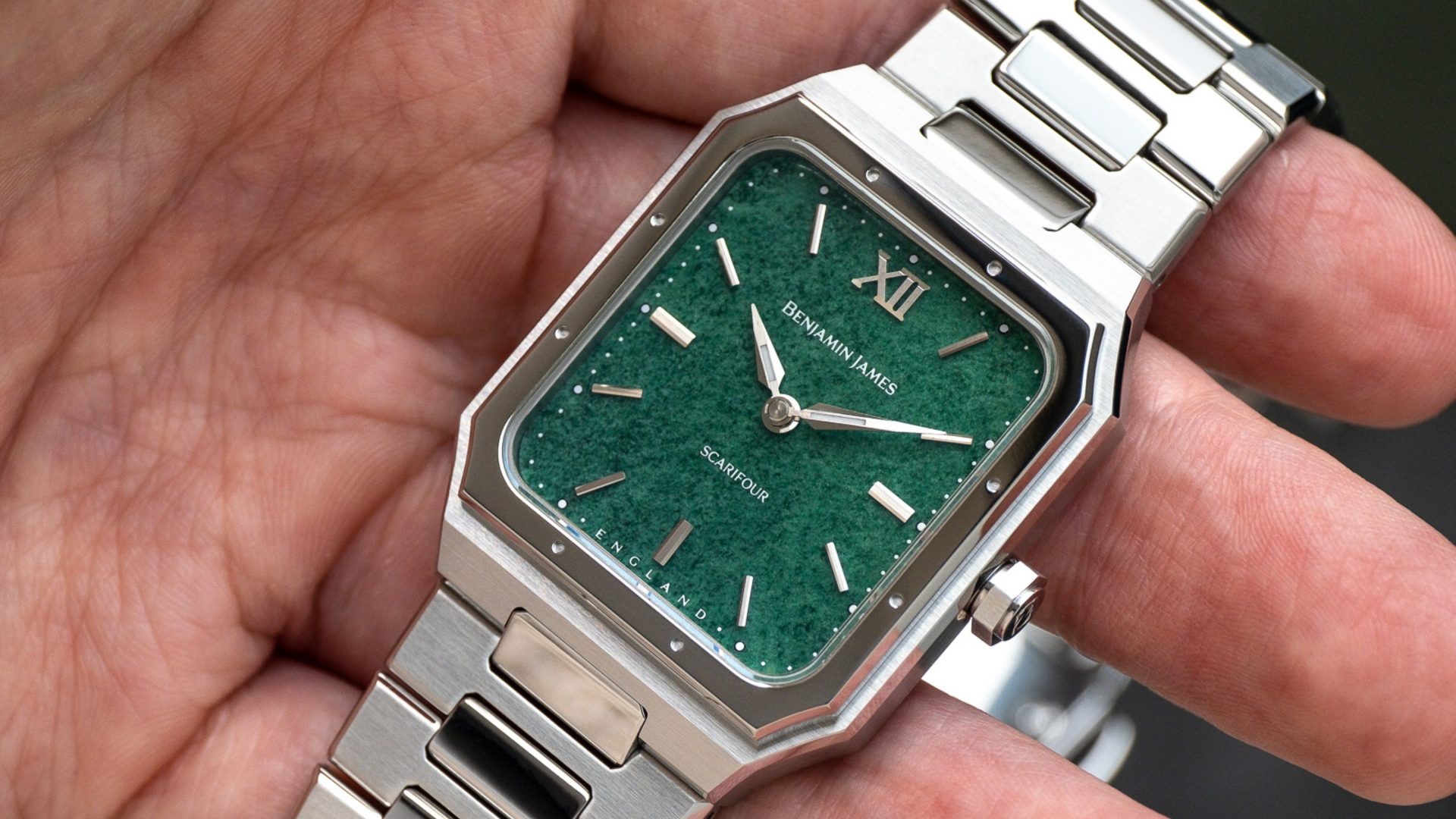 Benjamin James Scarifour: Роскошное преображение культового хронометра