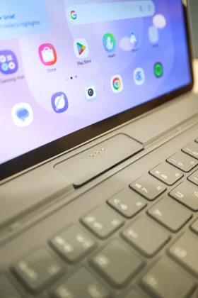 Обзор Samsung Galaxy Tab S11: мини-версия Tab Ultra? фото