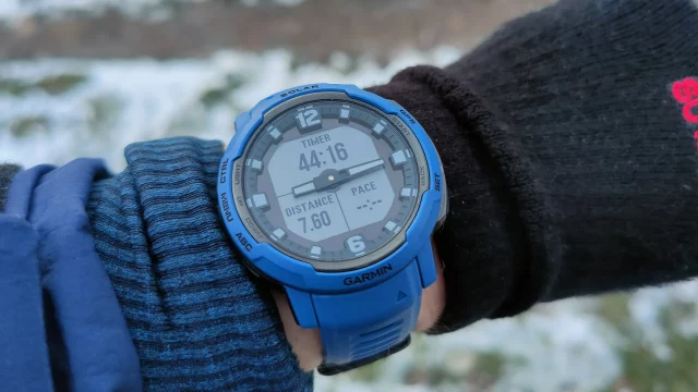 Обзор Garmin Instinct Crossover: умные Casio G-Shock моей мечты
