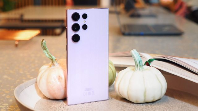 Android 16 и One UI 8 добрались до старых смартфонов Samsung