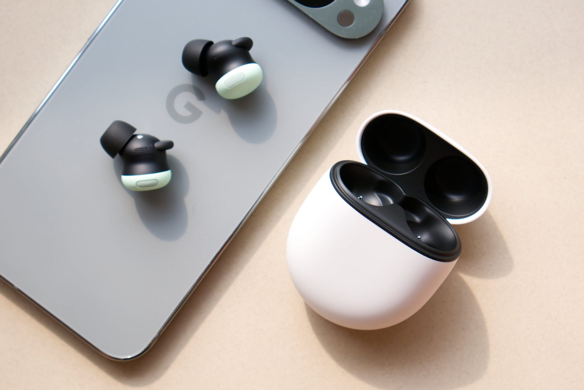 Google «прокачала» Pixel Buds Pro 2: теперь они понимают кивки головой и защищают ваш слух