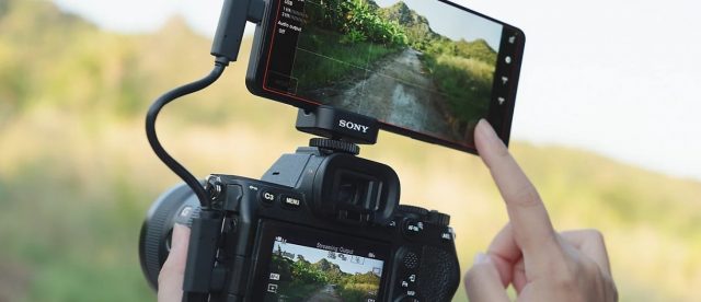 Sony переместила функцию внешнего монитора для Xperia за платный доступ