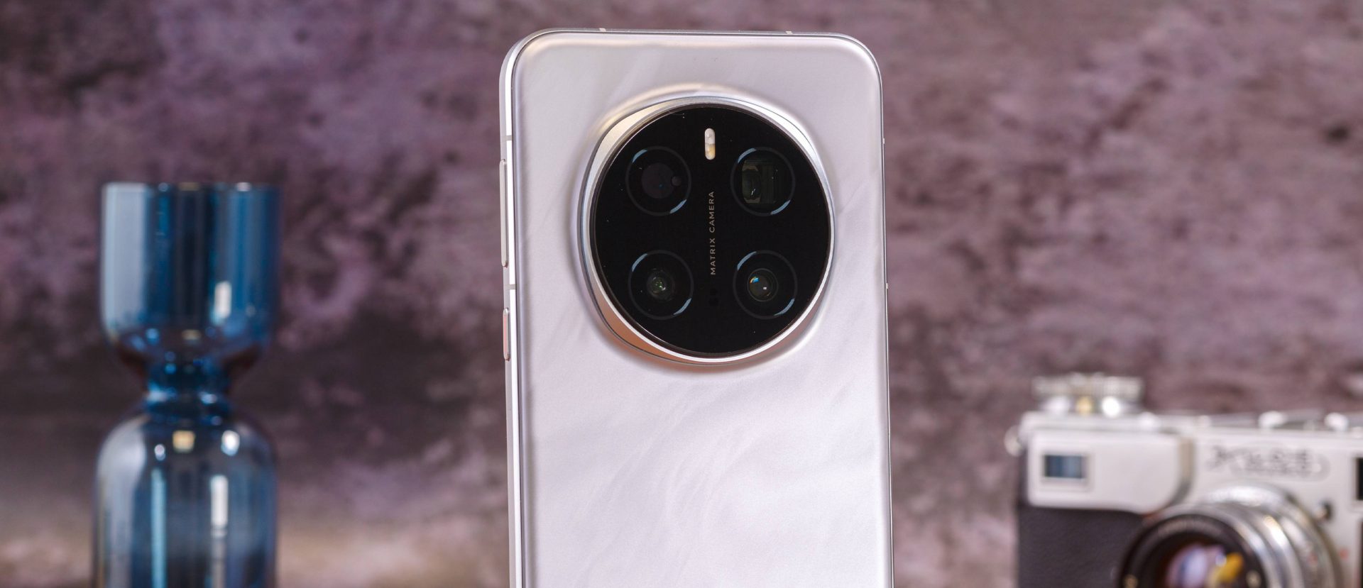 Honor готовит новый удар по конкурентам: Magic8 получит секретный датчик камеры картинка Honor готовит новый удар по конкурентам: Magic8 получит секретный датчик камеры