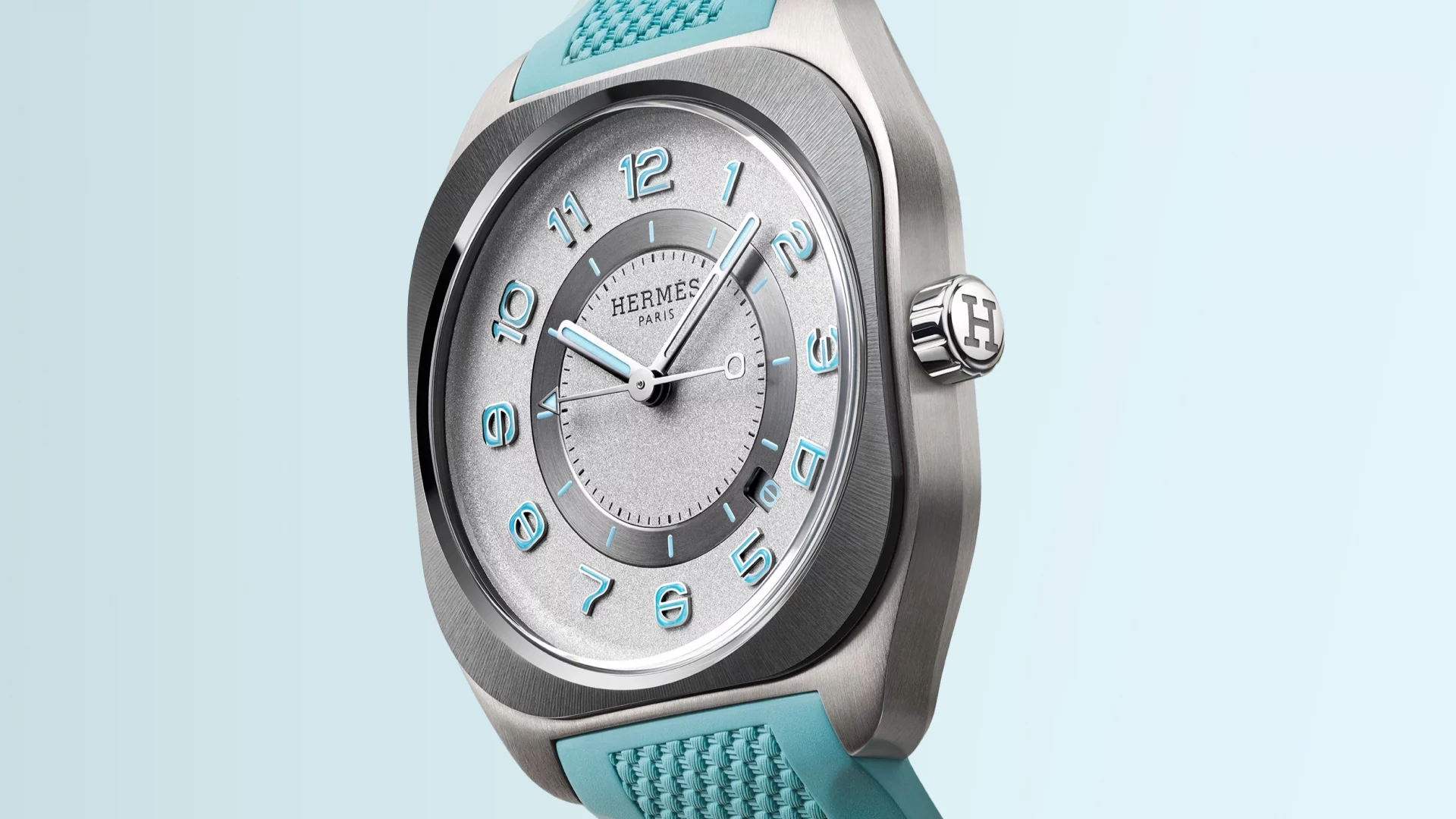 Hermès «освежил» свои лучшие спортивные часы. И они выглядят просто убийственно картинка Hermès «освежил» свои лучшие спортивные часы. И они выглядят просто убийственно