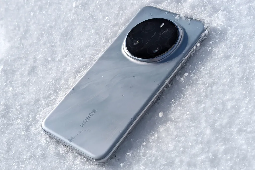 Обзор Honor Magic 7 Pro: благодаря искусственному интеллекту этот флагман стал отчасти блестящим, отчасти странным