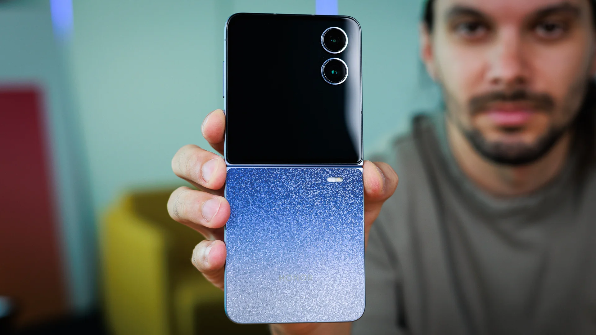 Honor Magic V Flip 2 блестящий провал