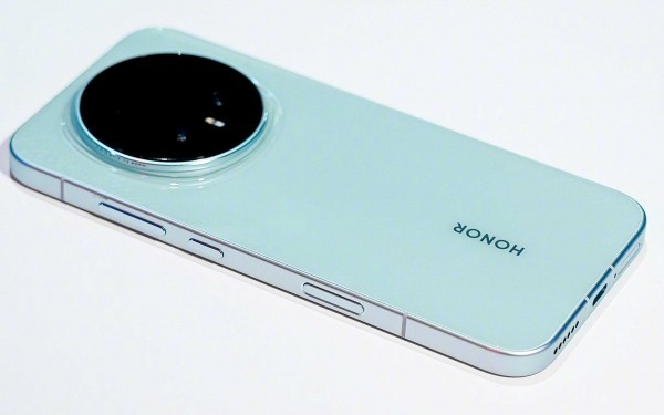 485641Honor Magic8 «уничтожил» Xiaomi 17 Pro в AnTuTu: новый король производительности?