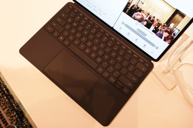 Ноутбук Honor тоньше складного телефона: как это возможно? фото